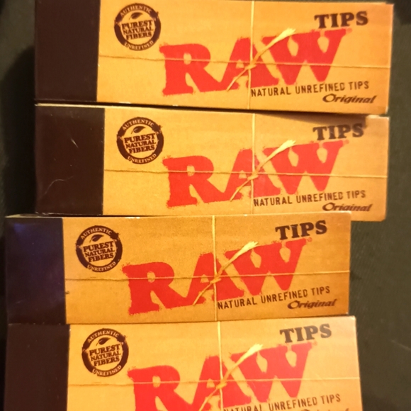 Juicy Jay's, Raw, Zigs rolling papers.& Raw Tips (filters) make me an offer!!! - Picture 6 of 9